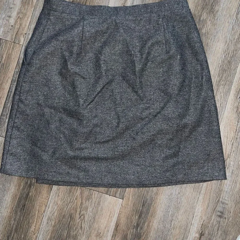 The Limited vintage gray skirt wool blend pockets size 8 EUC